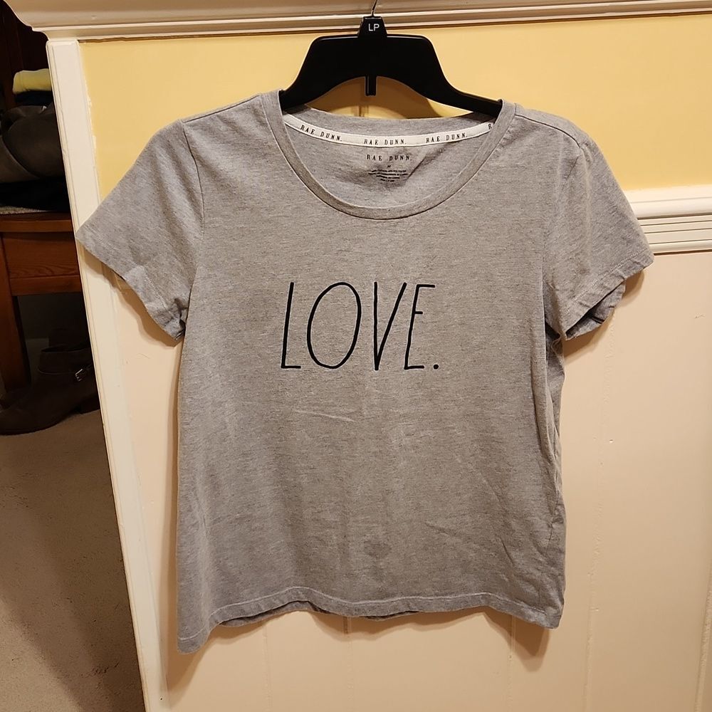 Rae Dunn "Love" Gray T-Shirt Size M